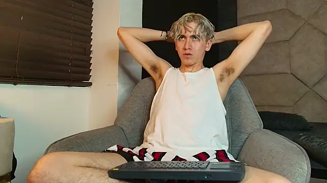 Tyler_Mcrey live sex cam