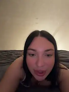 AlexaHotty_ live cam on StripChat