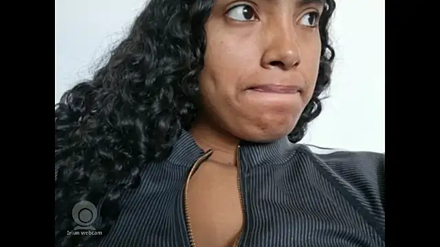 Cataleya_ja live cam on StripChat