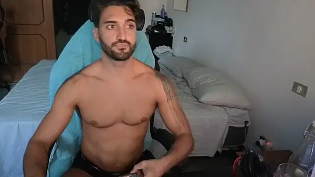 Al3xox02 live sex cam