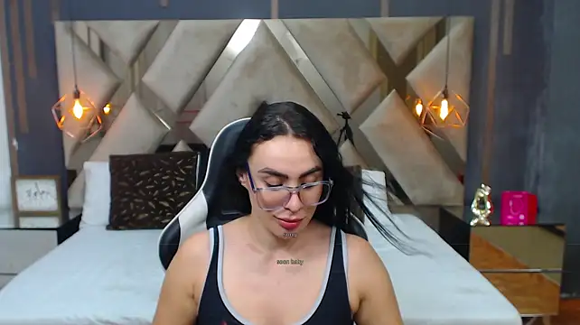 MartinaaFit live cam on StripChat