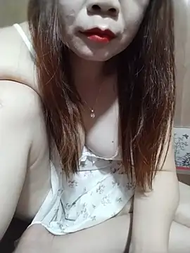 Squirt107 live cam on StripChat