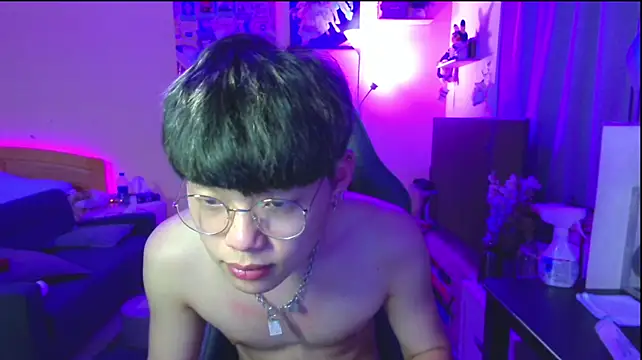 Hitoshi1210 live sex cam