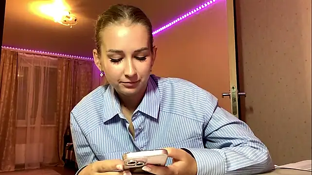 JoyBold live cam on StripChat