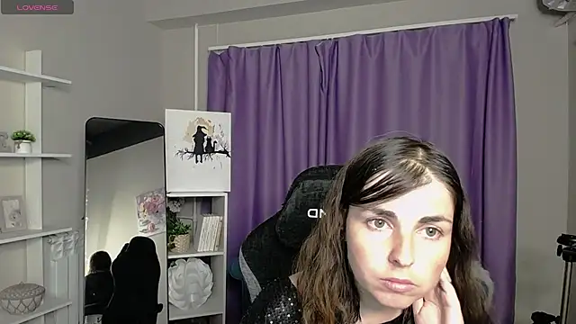 MartaEdams live sex cam