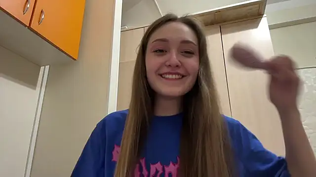 ShereeRepetowski live cam on StripChat