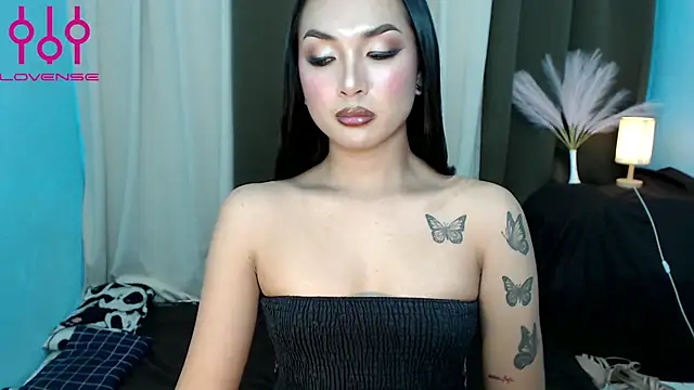 Goddess_Isabel live cam on StripChat