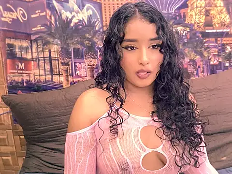 IndianAngel4u live cam on StripChat