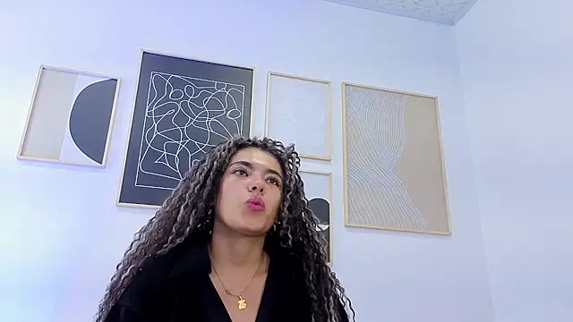 _lili_rose_ live cam on StripChat