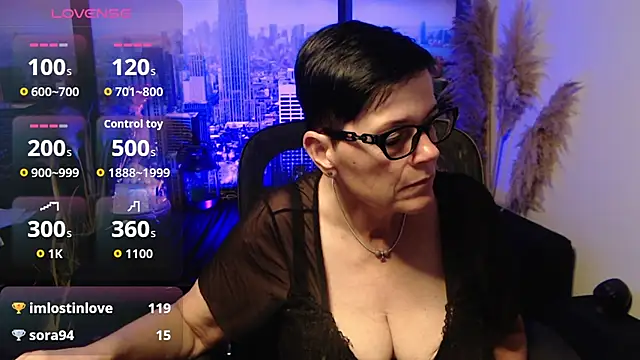 ninarandmann live cam on StripChat