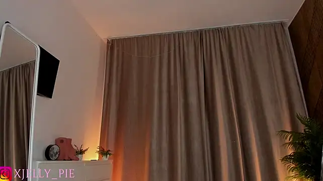 JellyPie live cam on StripChat