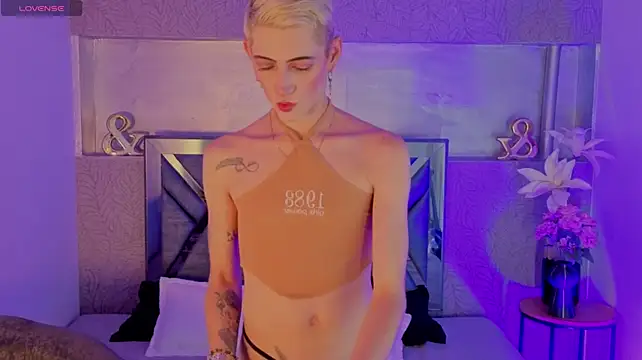 dominic_thailor live cam on StripChat