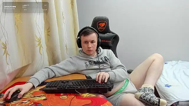 iliaskrislove live cam on StripChat