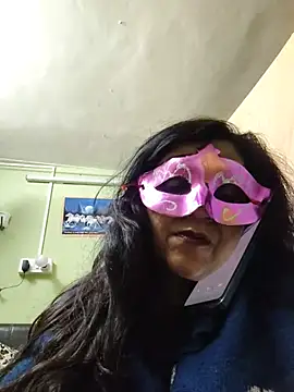 LOVE__RANI live cam on StripChat
