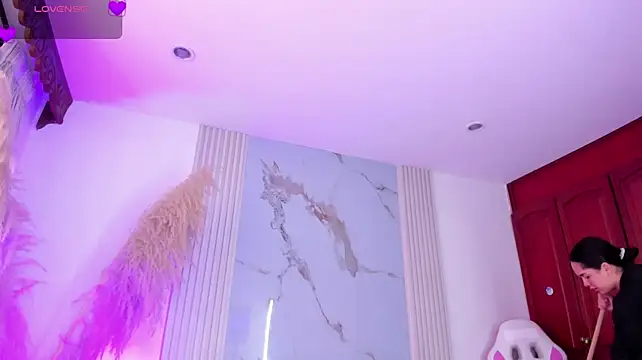 AudreyHayworth live cam on StripChat