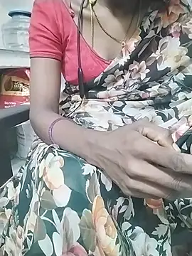 sujjisexyy live cam on StripChat