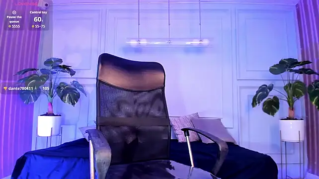 jesikavalmont live cam on StripChat