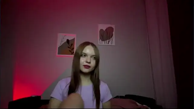 Frostyylina live cam on StripChat