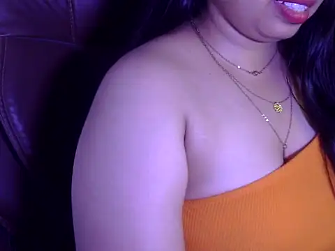 Malnad_beauty live cam on StripChat