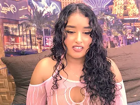 IndianAngel4u live cam on StripChat