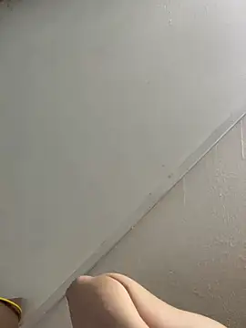 -Suka-a live cam on StripChat