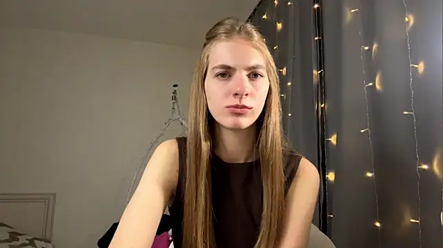 OdaSenate live cam on StripChat