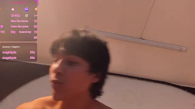 Cheys_Mast live sex cam