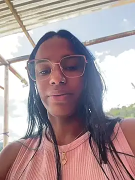 FlorSalvaje_ live cam on StripChat