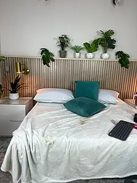 MeganCruzGB live sex cam