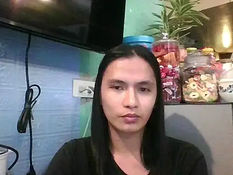tsprettyslut69 live sex cam