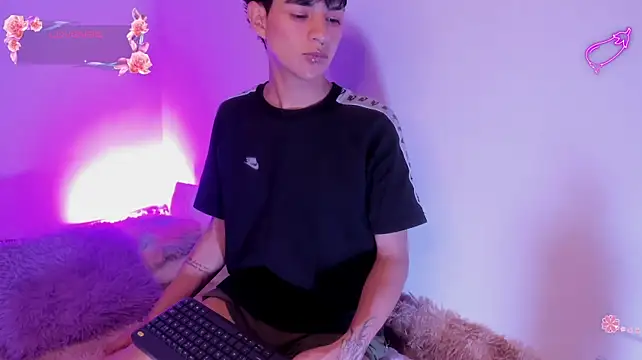Aleaurarashii live sex cam