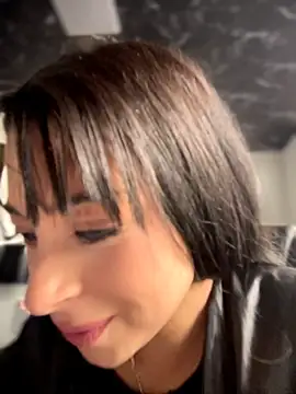 Sasha-firee live cam on StripChat