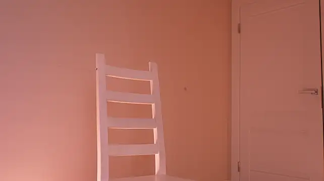 Miablueye live cam on StripChat