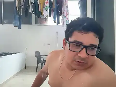 marcsex2019 live cam on StripChat
