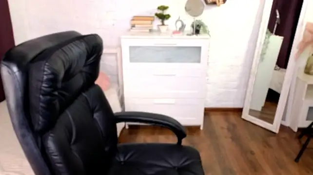 AliceTrenton live sex cam