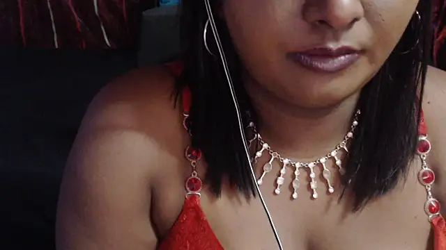 INDIANSIN2 live cam on StripChat