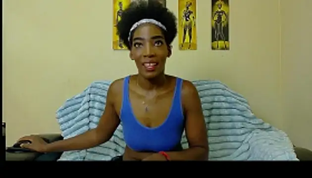 AlexandraCambell live cam on StripChat
