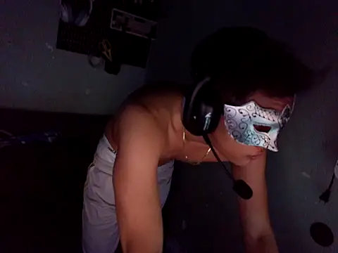 boyhigh1997 live sex cam