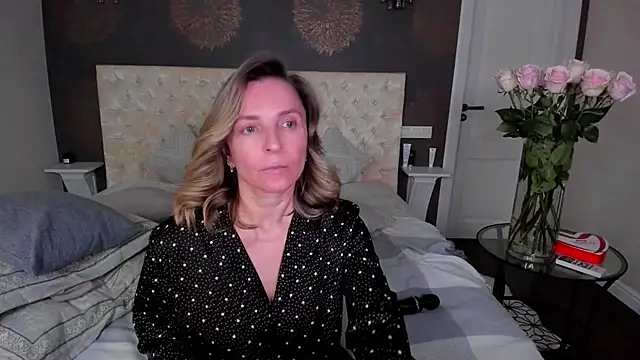 AllisonWilliams live cam on StripChat