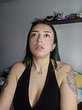 turolita_ live cam on StripChat