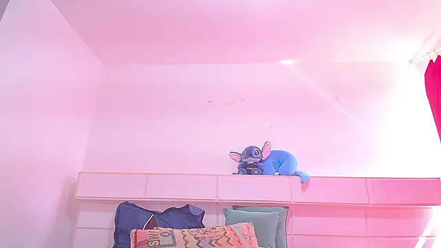 GREATNIPLES live cam on StripChat