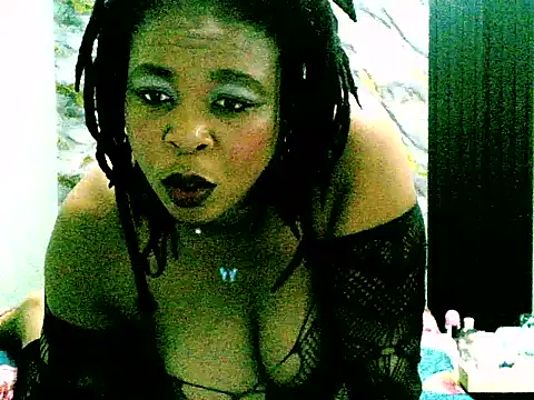 sassybubblecatz live cam on StripChat
