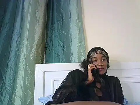 sexy_petiteher live cam on StripChat