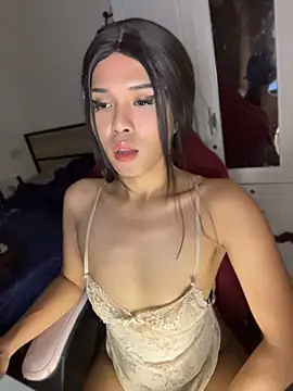 Plaxxxtique live cam on StripChat