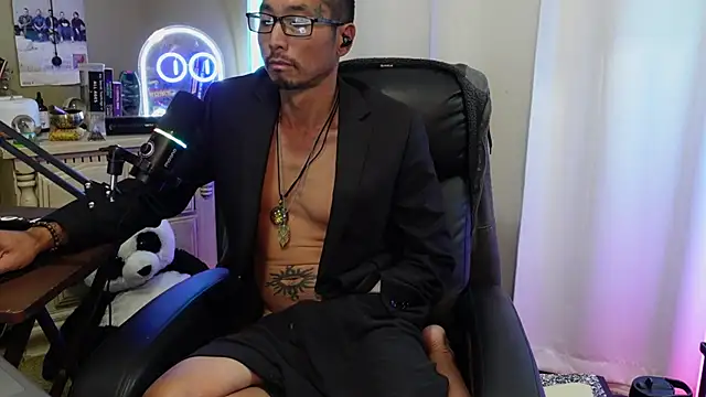 Ghost11_11 live cam on StripChat