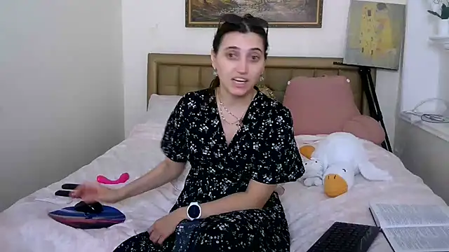 Iren live cam on StripChat