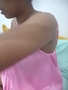sldoni live cam on StripChat