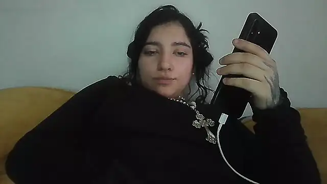creepyh0e_ live cam on StripChat