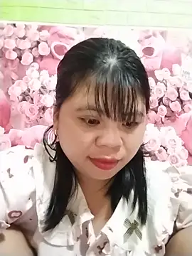 Xuka_lyss live cam on StripChat
