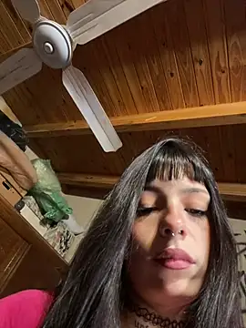 Cchula7 live cam on StripChat